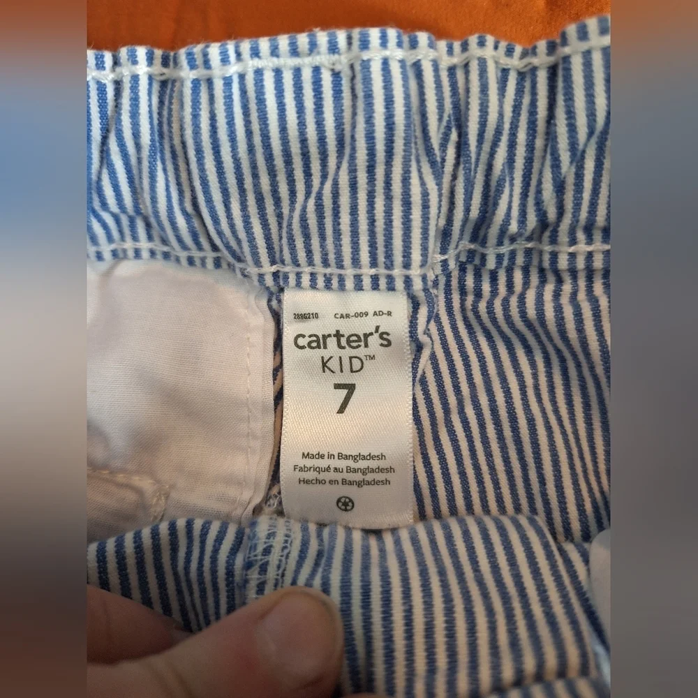 CARTER'S SIZE 7 SHORTS BLUE AND WHITE